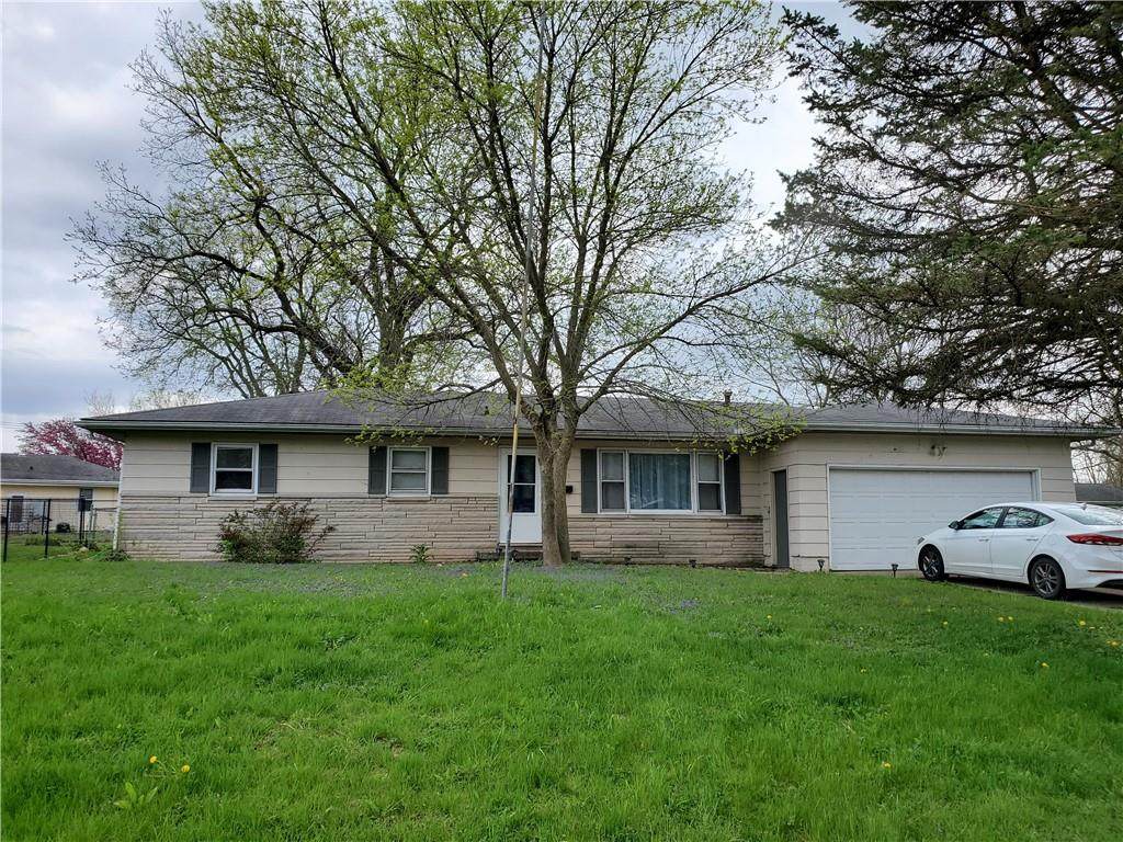 5005 Stewart Drive - Photo 1