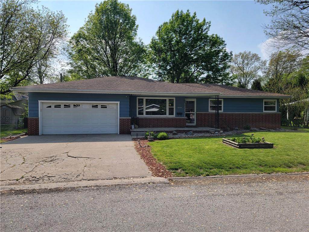 1019 Washington Street - Photo 1