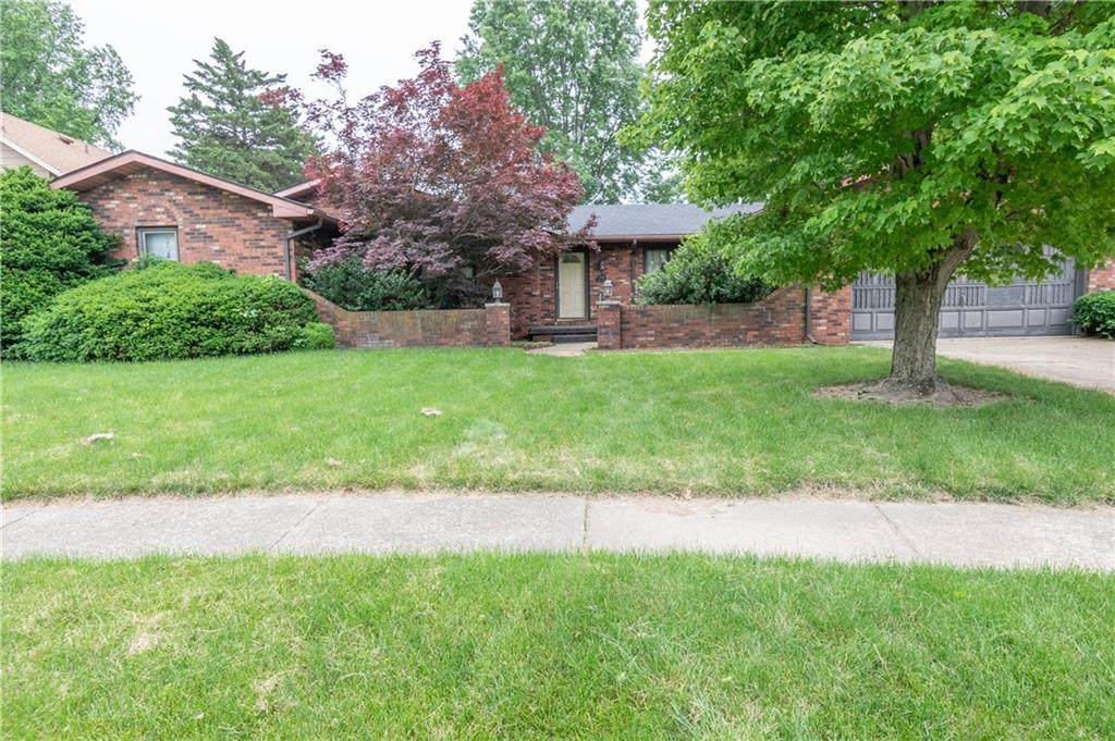4304 Leslie Lane - Photo 1