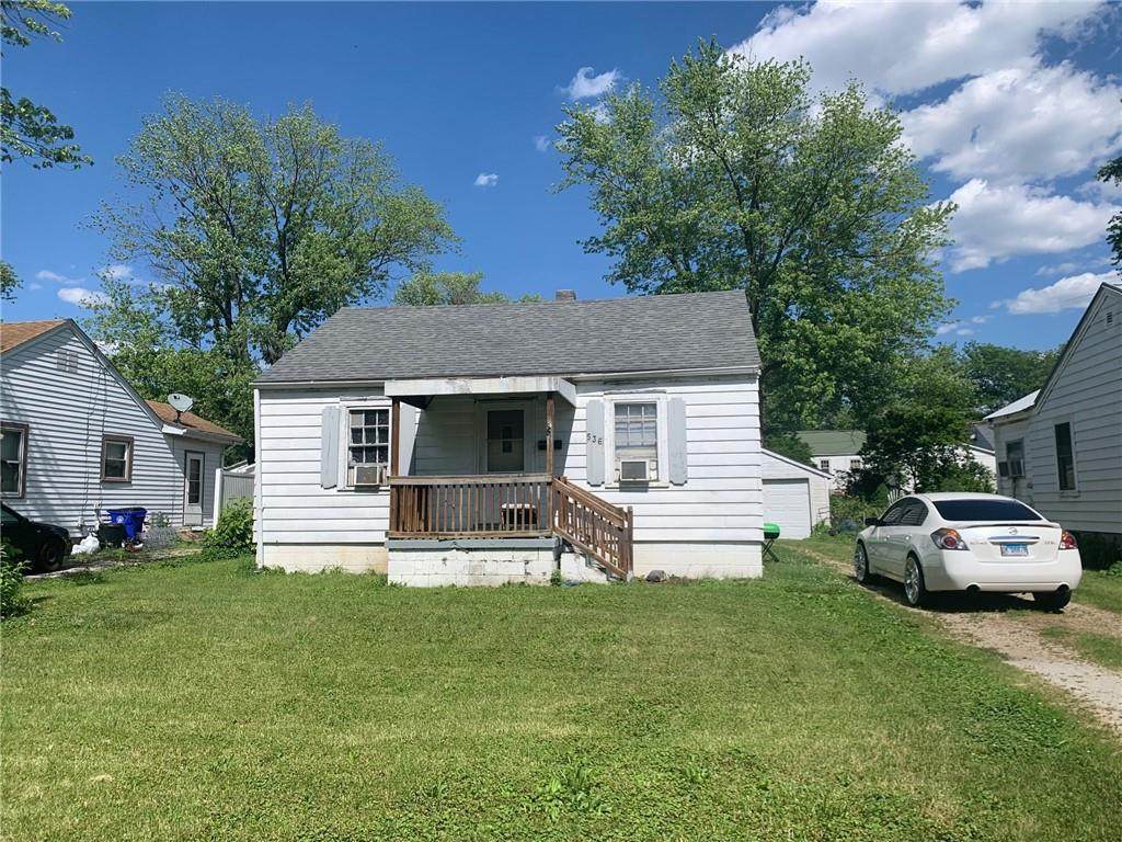 536 Moffet Avenue - Photo 1
