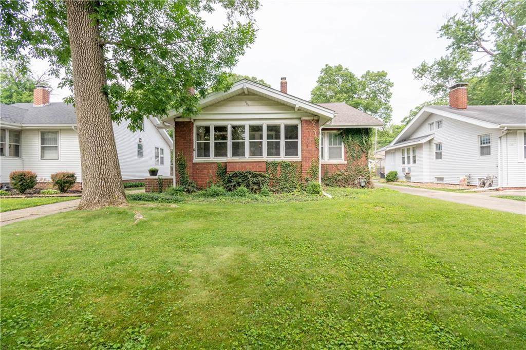 131 Dennis Avenue - Photo 1