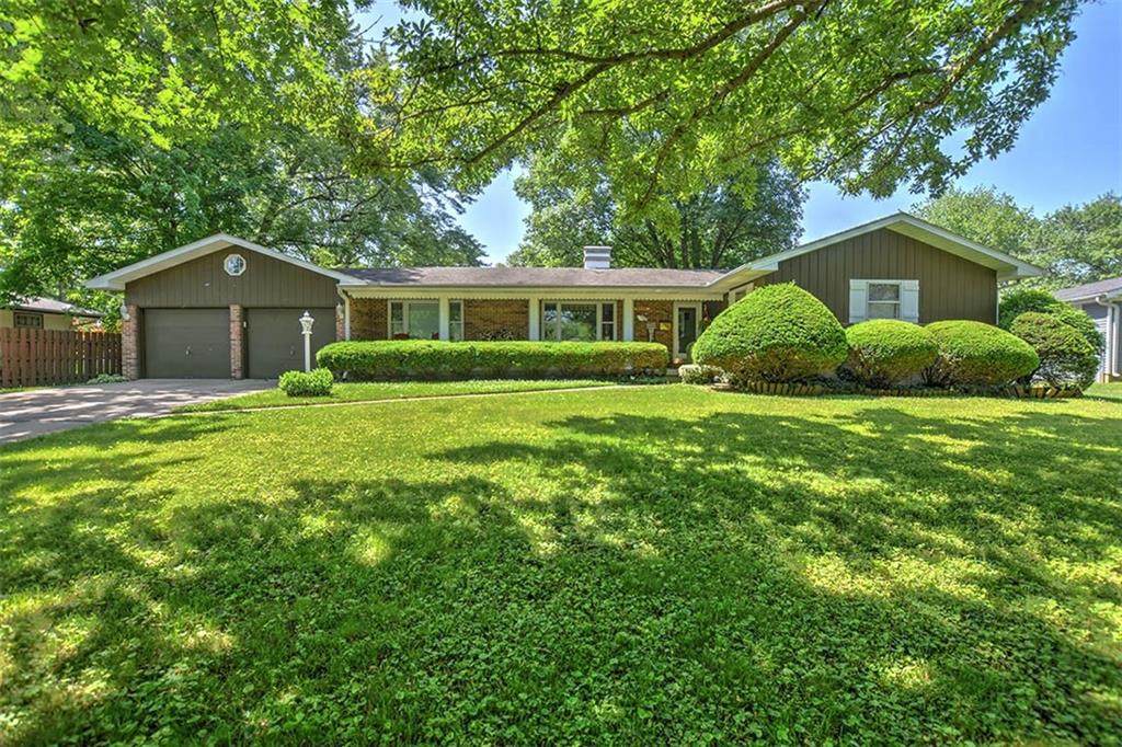 3323 Fitzgerald Road - Photo 1