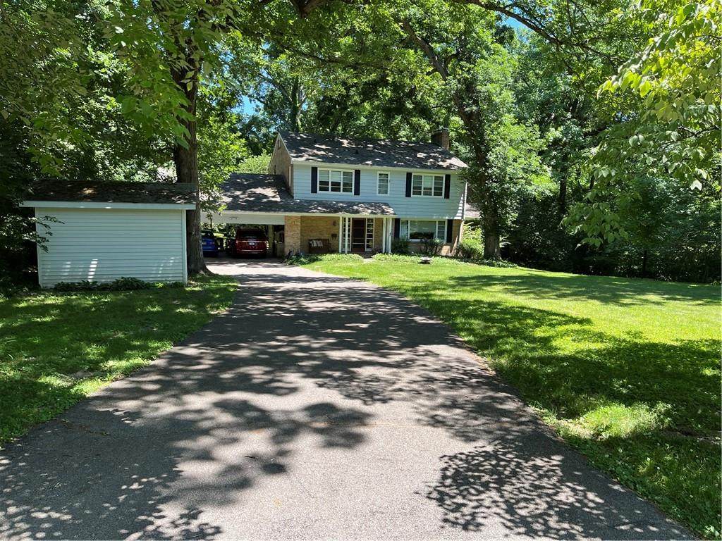 530 Powers Lane - Photo 1