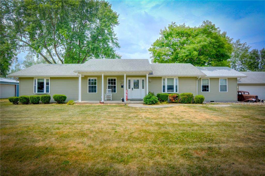 2933 Danny Drive - Photo 1