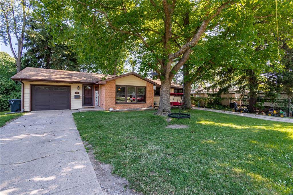 64 Hillcrest Way - Photo 1