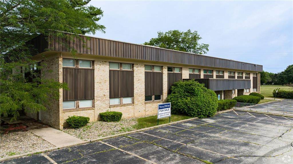 2220 Monroe Street - Photo 1
