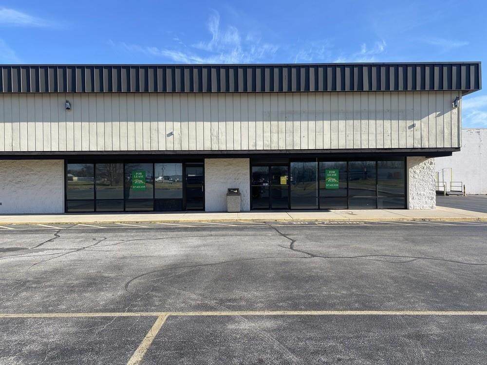 1313 Pershing Road - Photo 1
