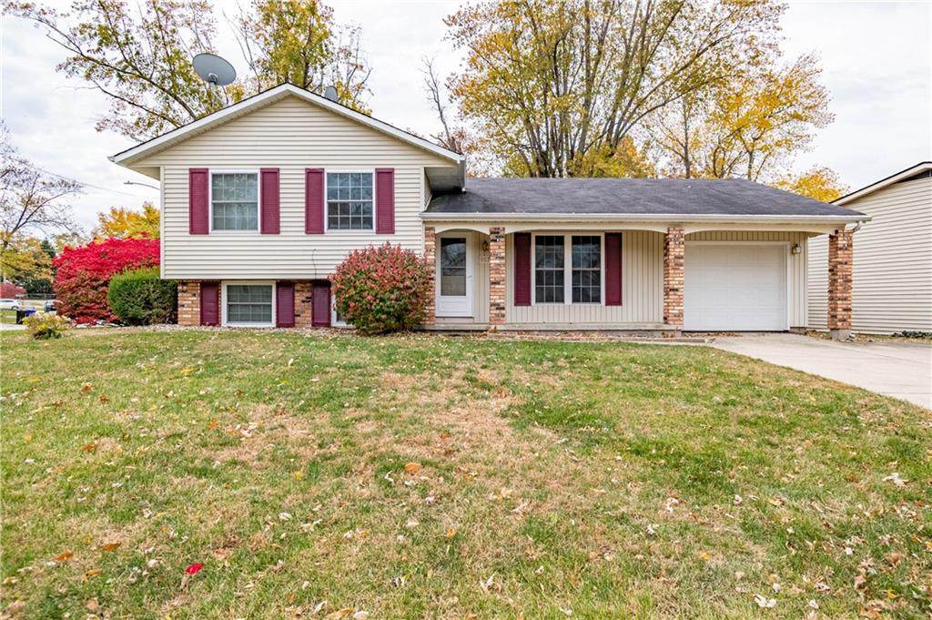 957 Montgomery Court - Photo 1