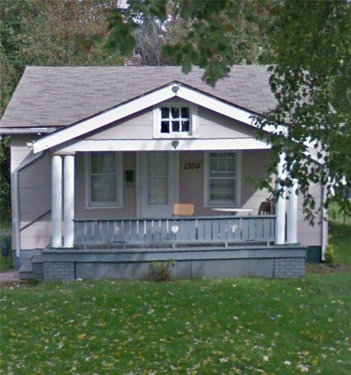 1304 Division Street - Photo 1