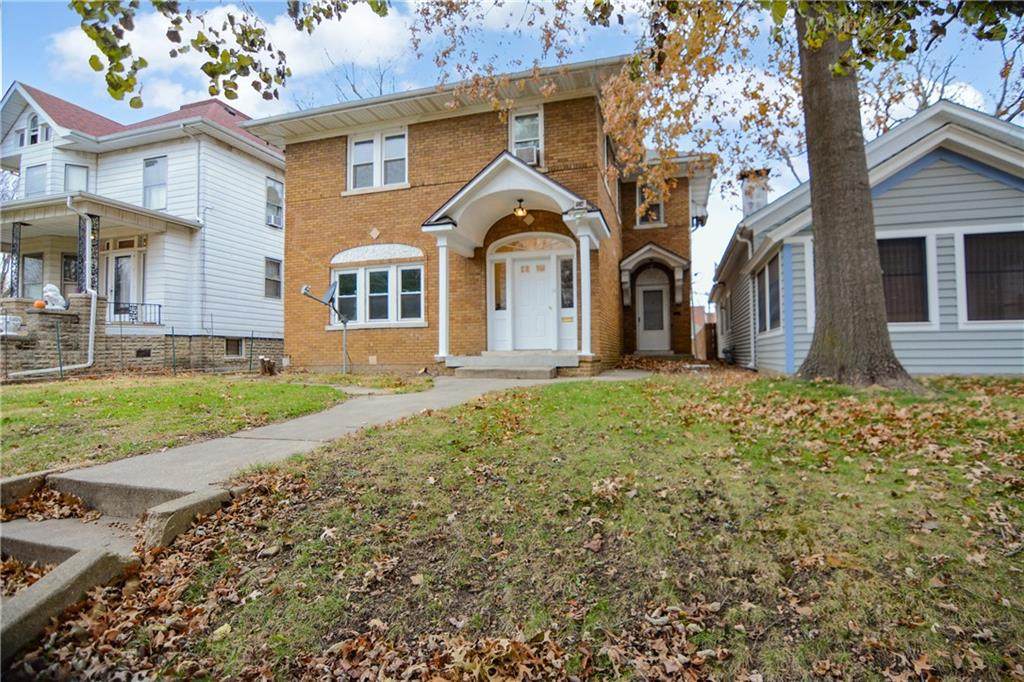 626 Prairie Avenue - Photo 1