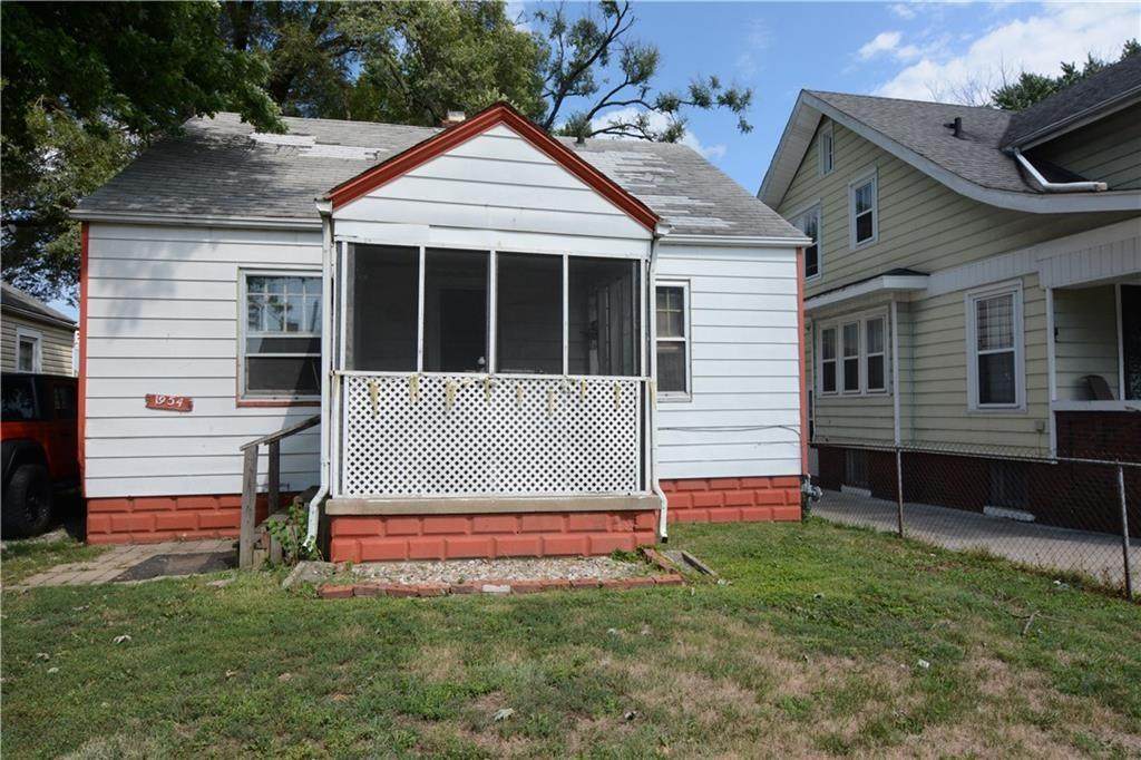 1954 Martin Luther King Jr Drive - Photo 1