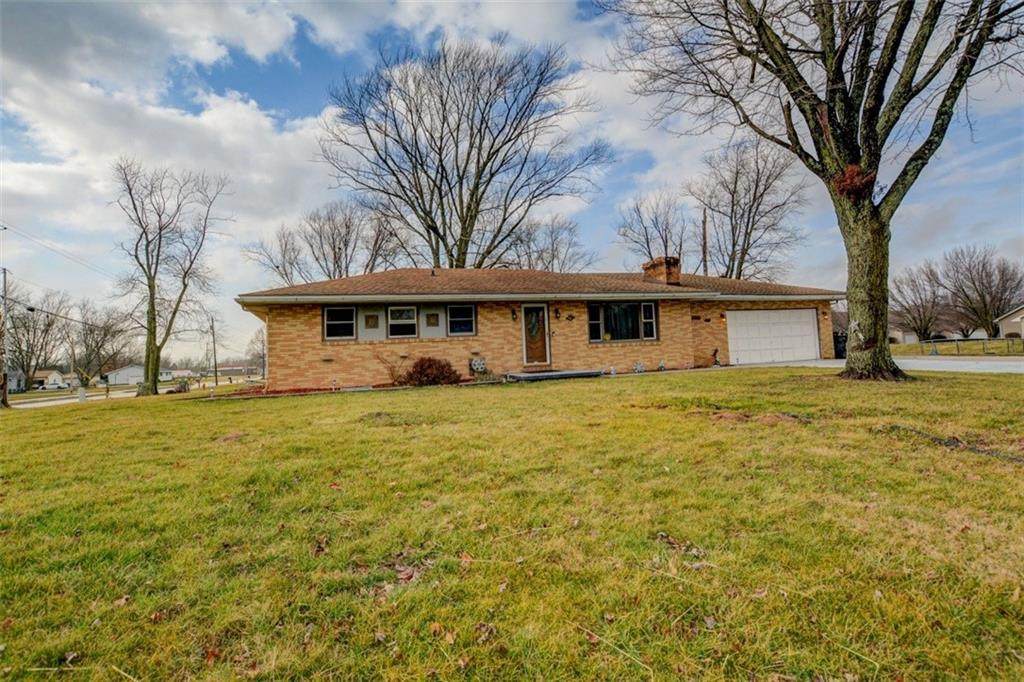 1005 Douglas Drive - Photo 1