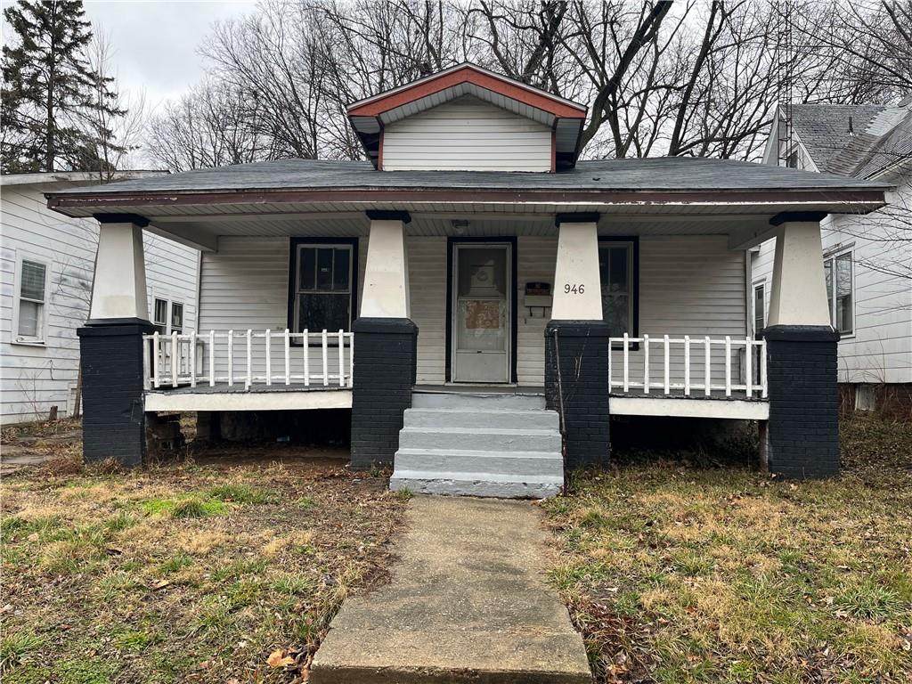 946 Marietta Street - Photo 1