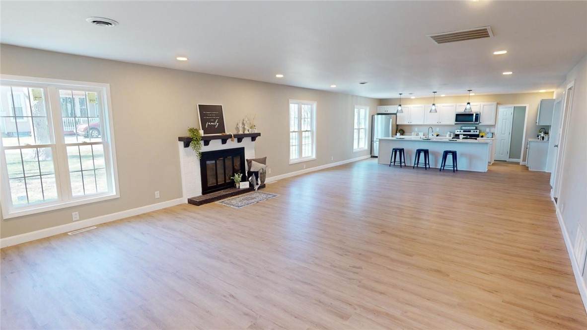 427 Washington Street, Maroa, IL 61756 (MLS 6240745) Main Place