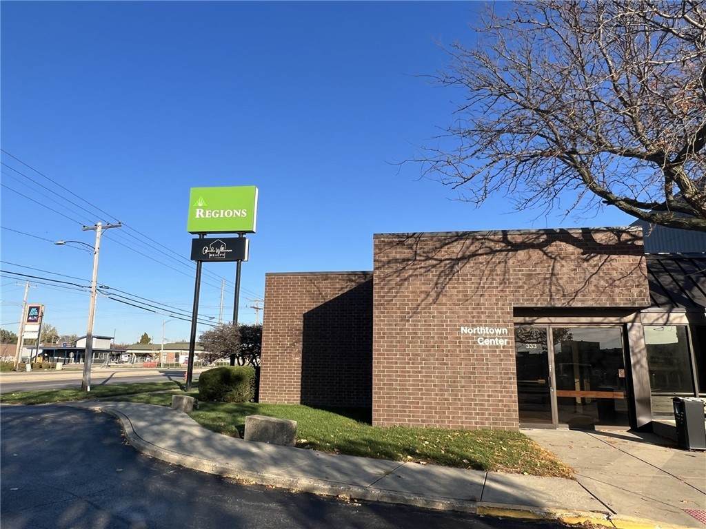 333 Pershing Road - Photo 1
