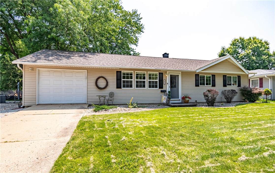 3914 Cambridge Drive - Photo 1