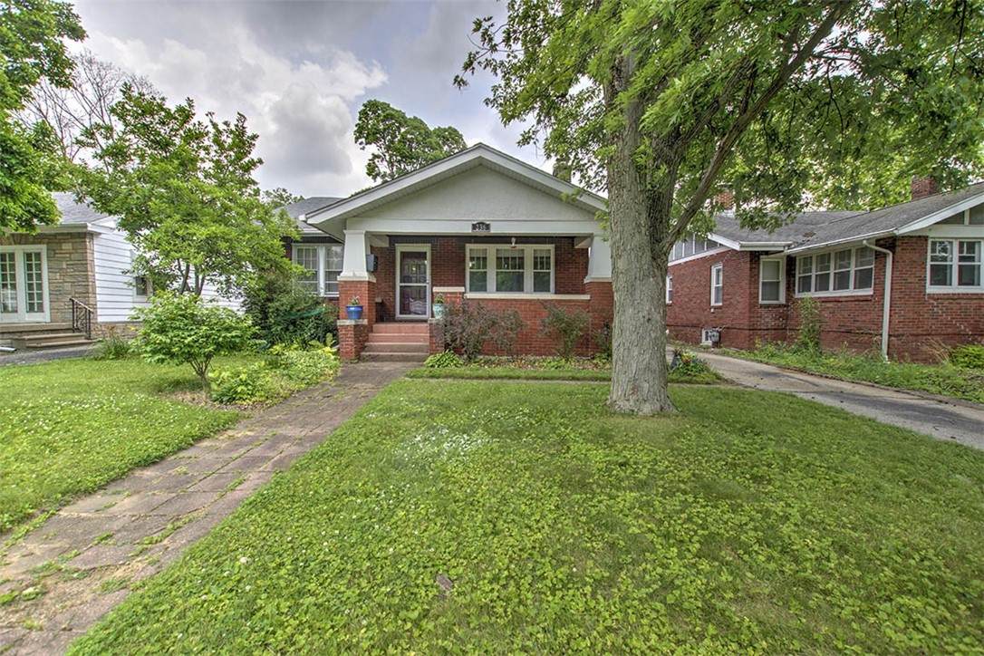 236 Dennis Avenue - Photo 1