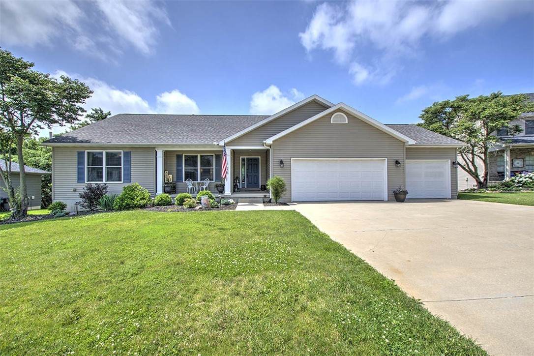 175 Lexington Circle - Photo 1
