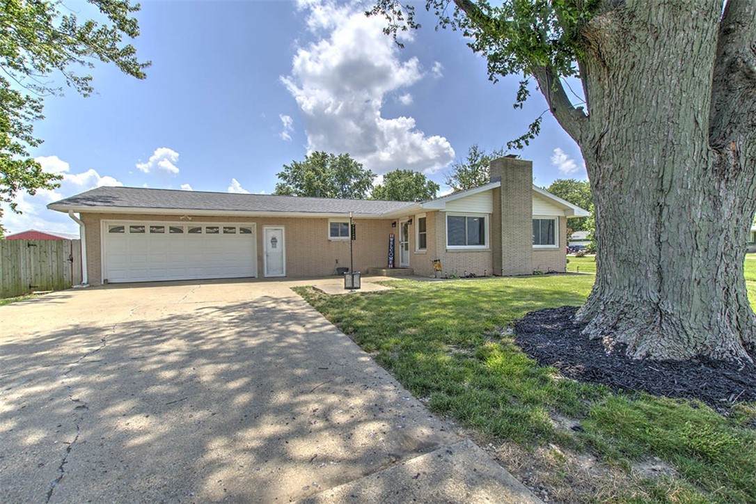4915 Boyd Road - Photo 1