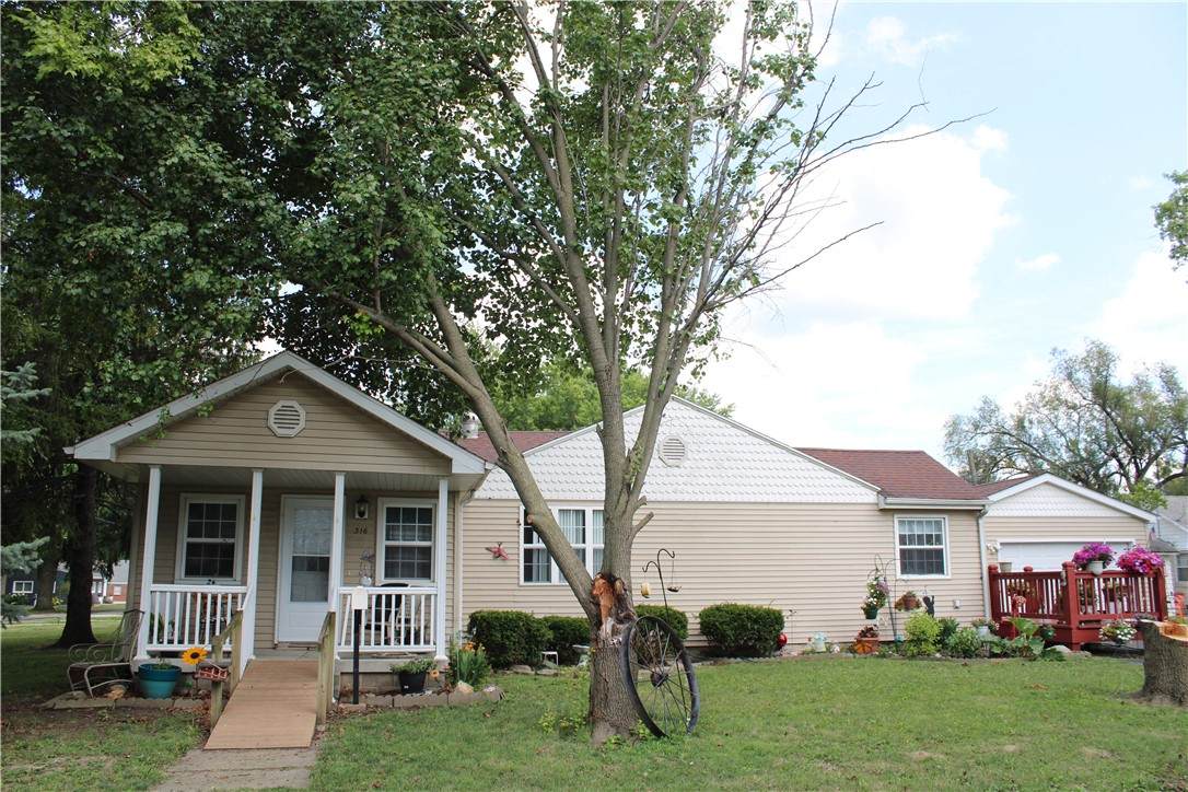 316 Washington Street - Photo 1