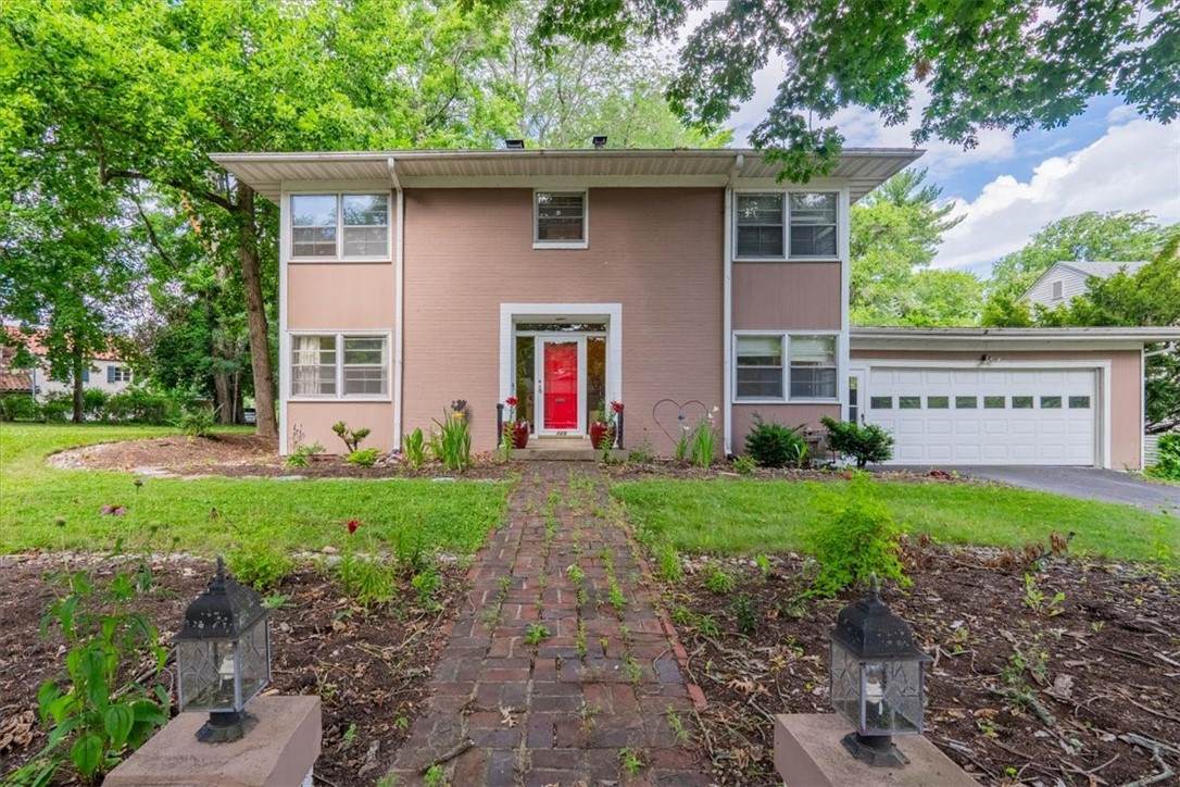 729 Monroe Street - Photo 1