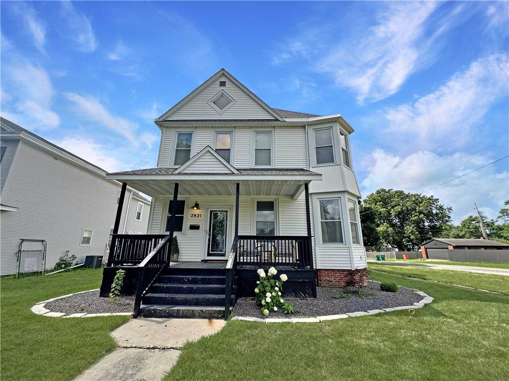 2821 Western Avenue - Photo 1