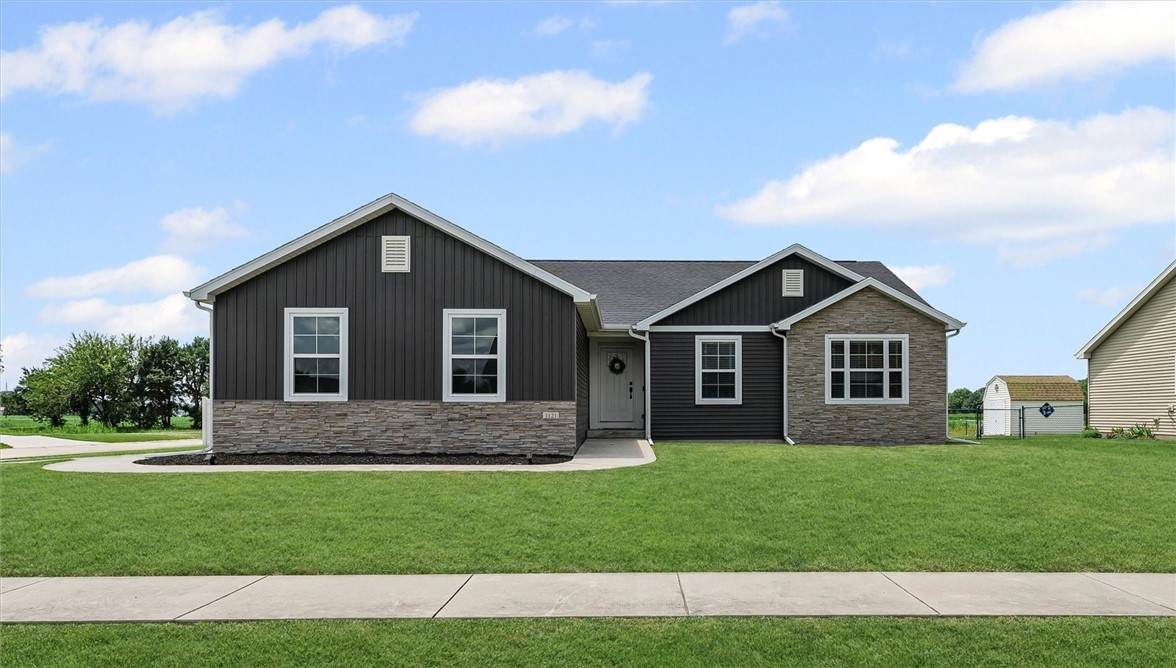 1121 Meadow Brook Court - Photo 1