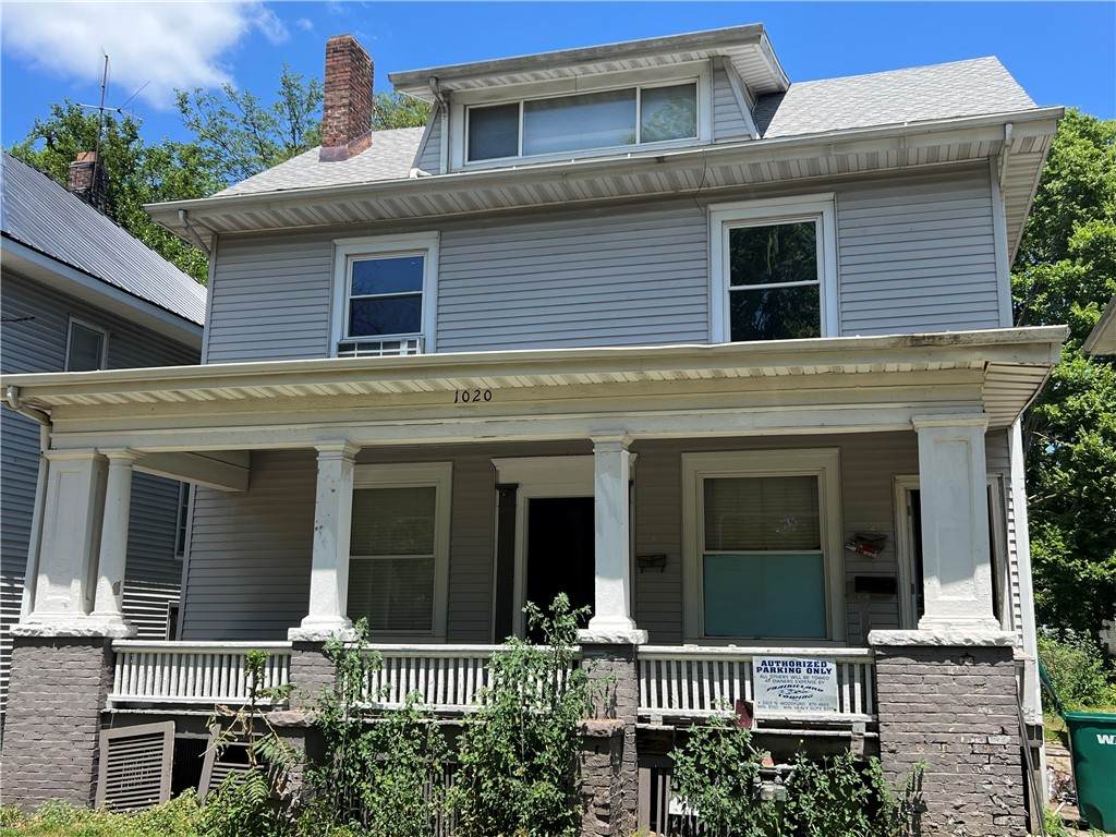 1020 Main Street - Photo 1
