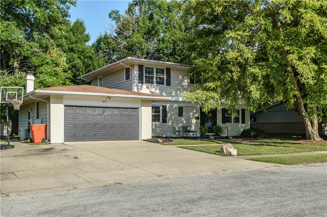 317 Hickory Lane - Photo 1