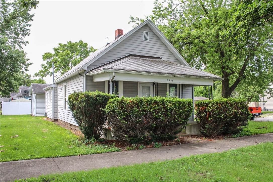 2521 Richmond Avenue - Photo 1