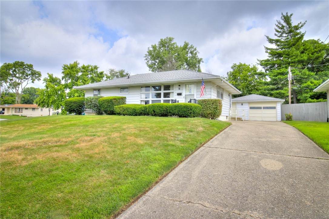 28 Sandcreek Drive - Photo 1