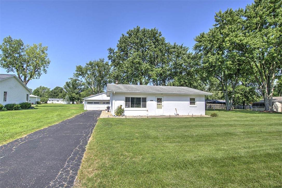 1143 44th Street - Photo 1