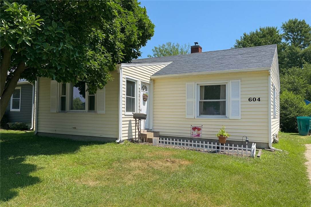604 35th Street - Photo 1