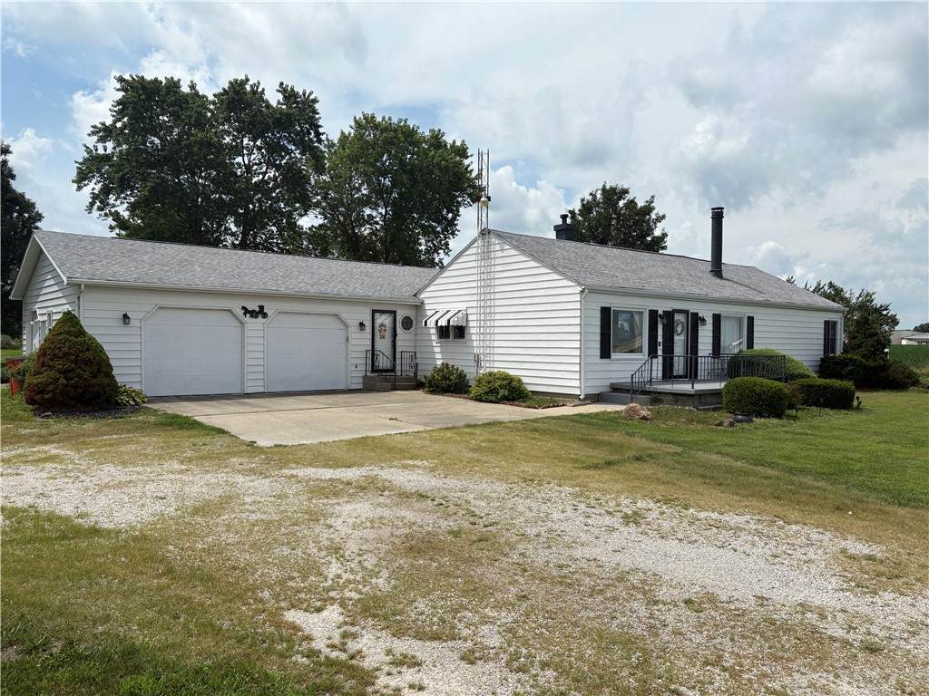 1622 State Highway 16 - Photo 1