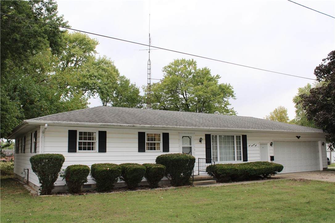 404 Locust Street - Photo 1