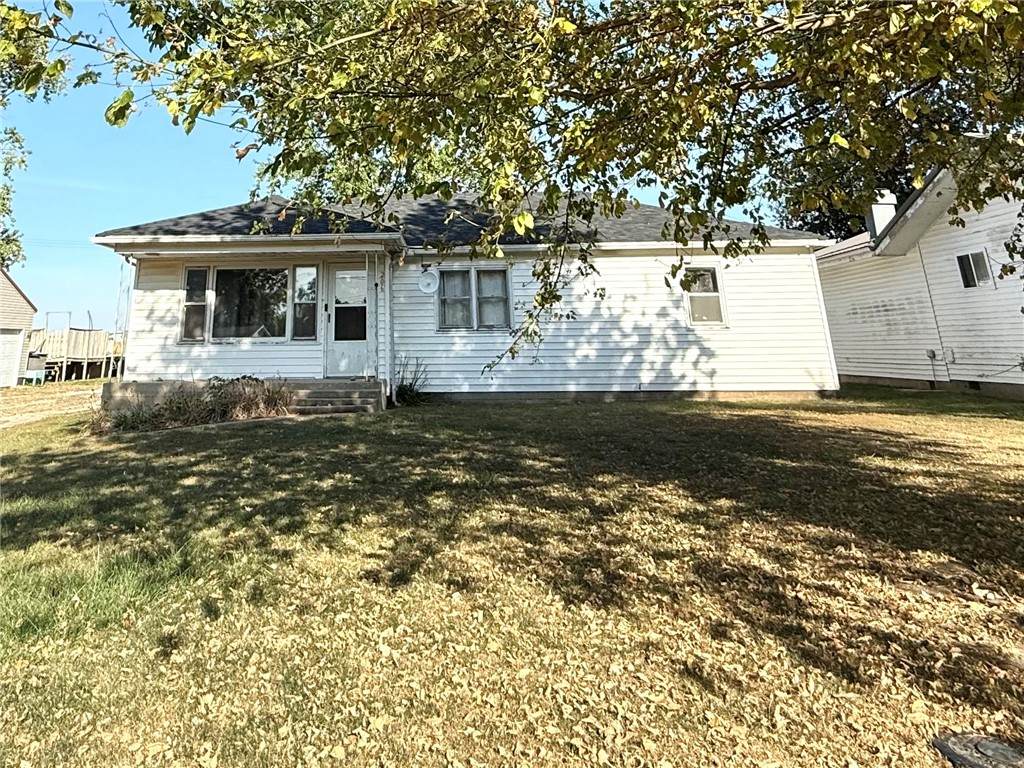 206 Boyer Avenue - Photo 1