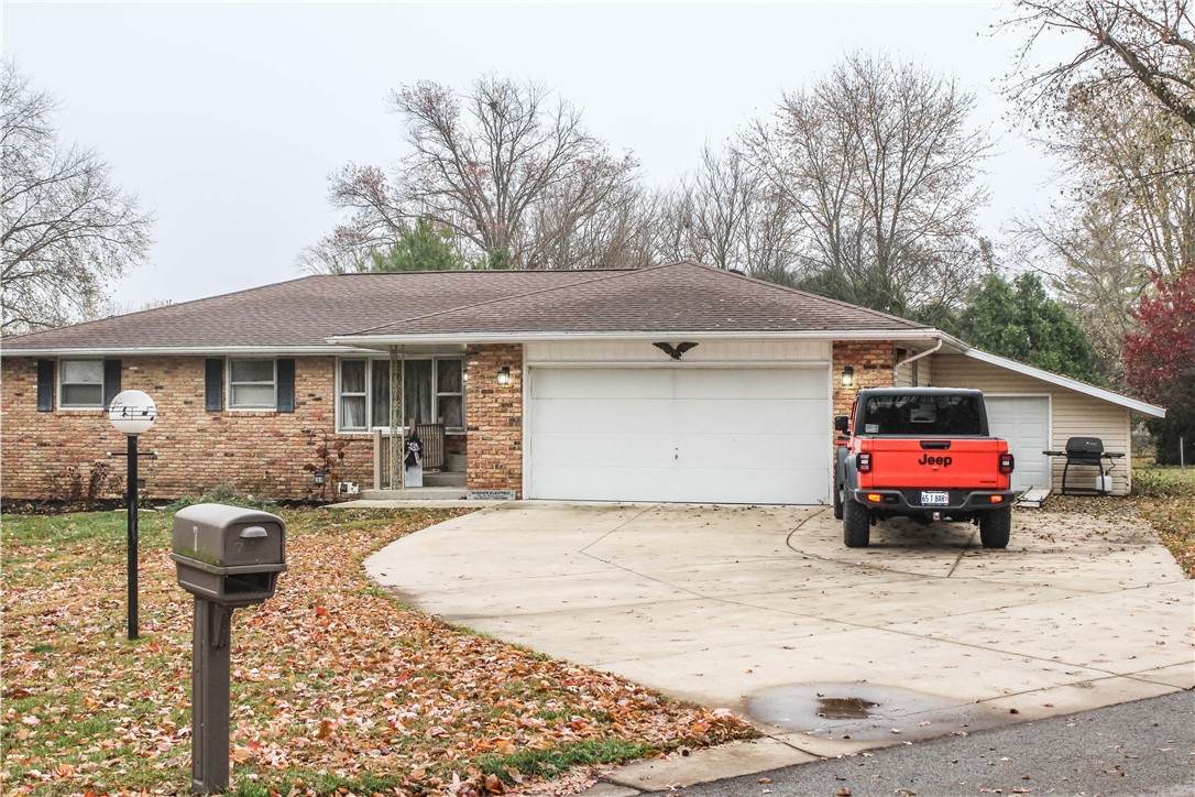 7 Mitchell Avenue - Photo 1