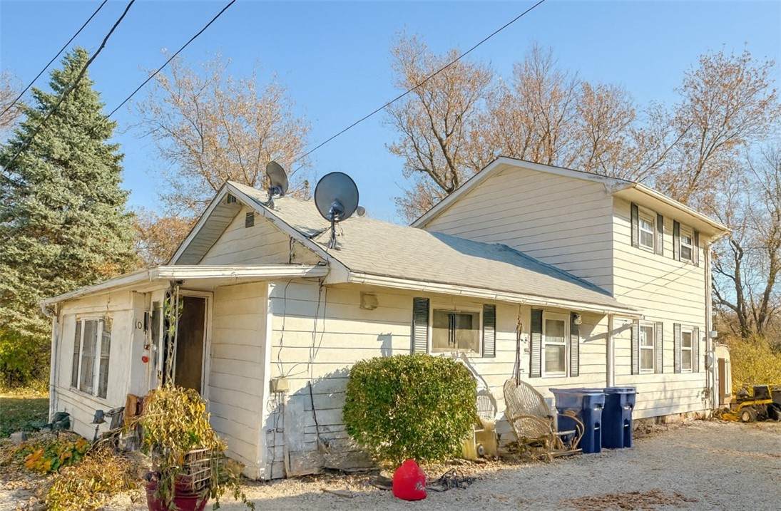 10 Regina Drive - Photo 1