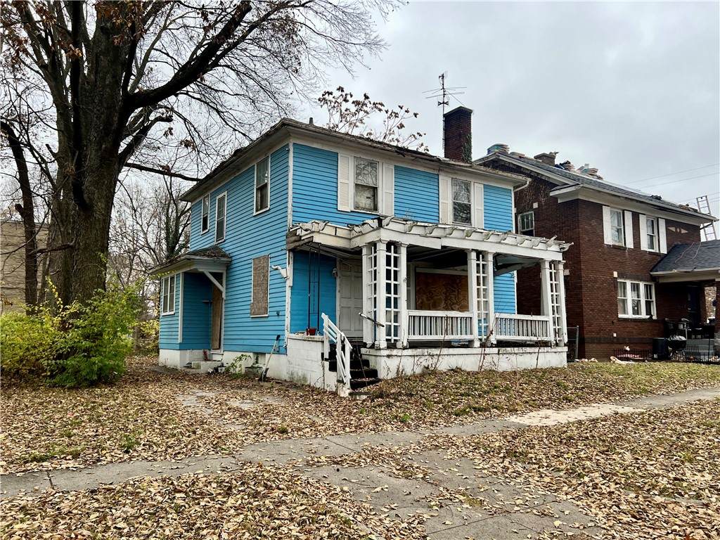 254 Leafland Avenue - Photo 1
