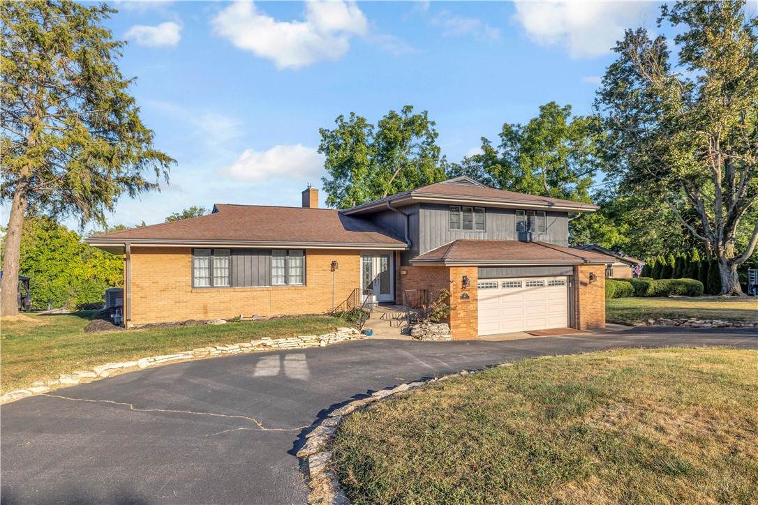 66 Eastmoreland Drive - Photo 1