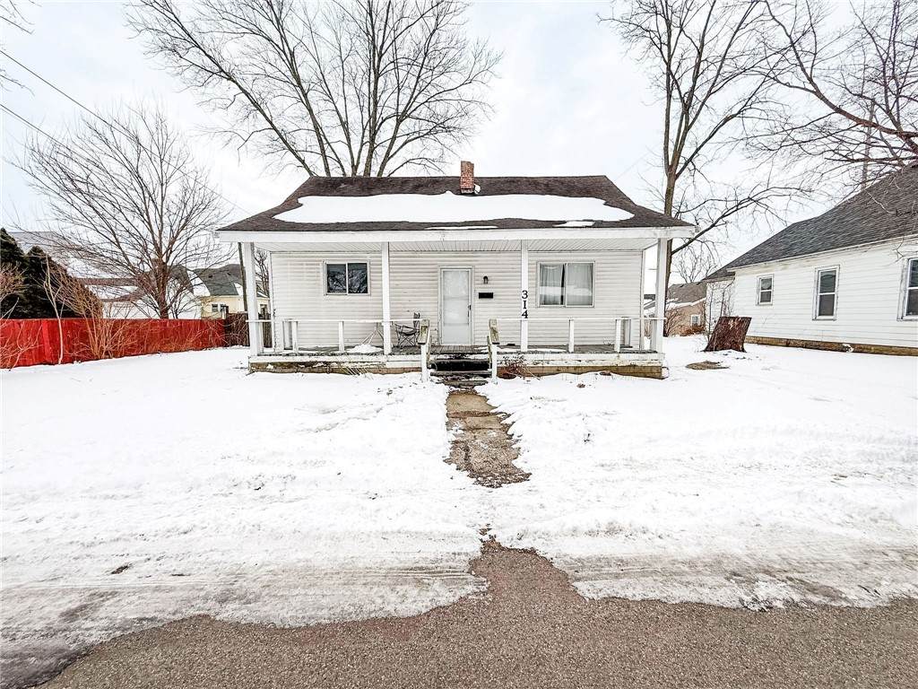 314 Adams Avenue - Photo 1