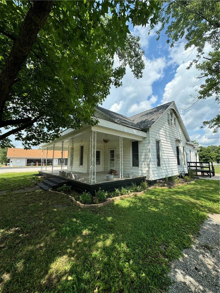 608 Main Street - Photo 1