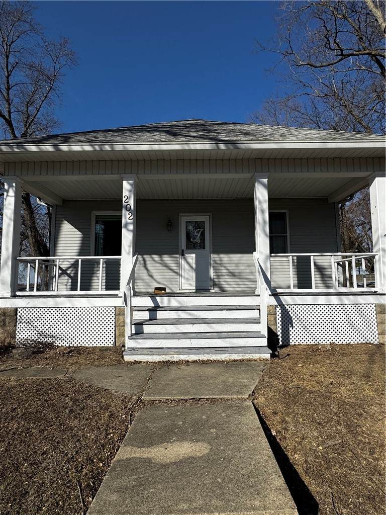 202 North 2nd Street - Photo 1