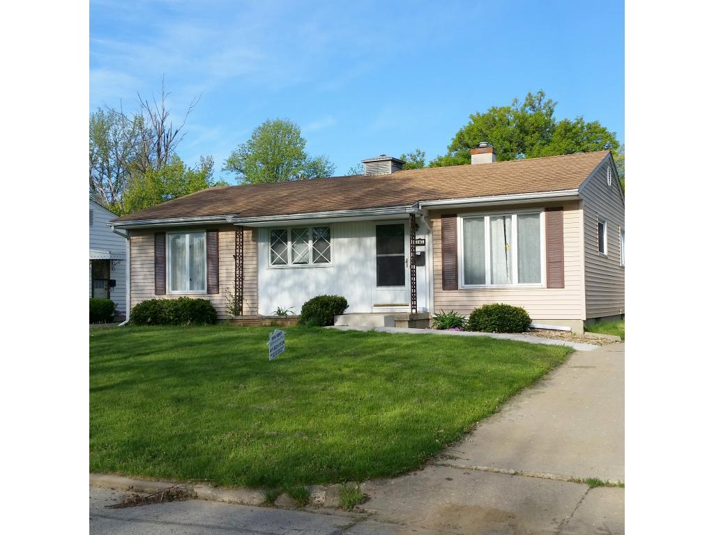 147 Wisconsin Drive - Photo 1