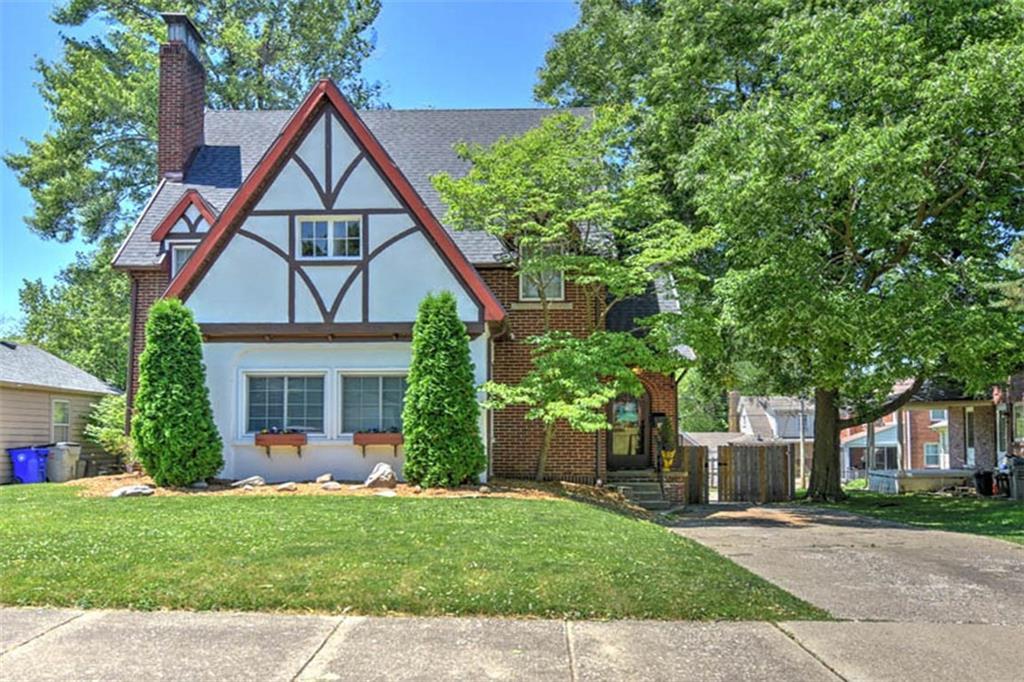 115 Glencoe - Photo 1