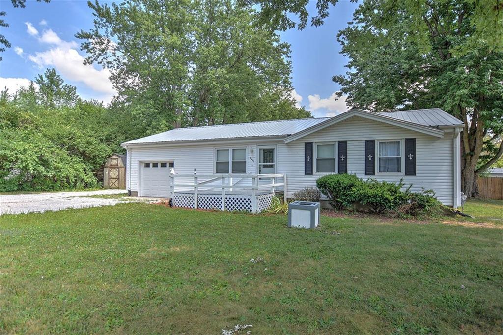 2442 Captain Lane - Photo 1