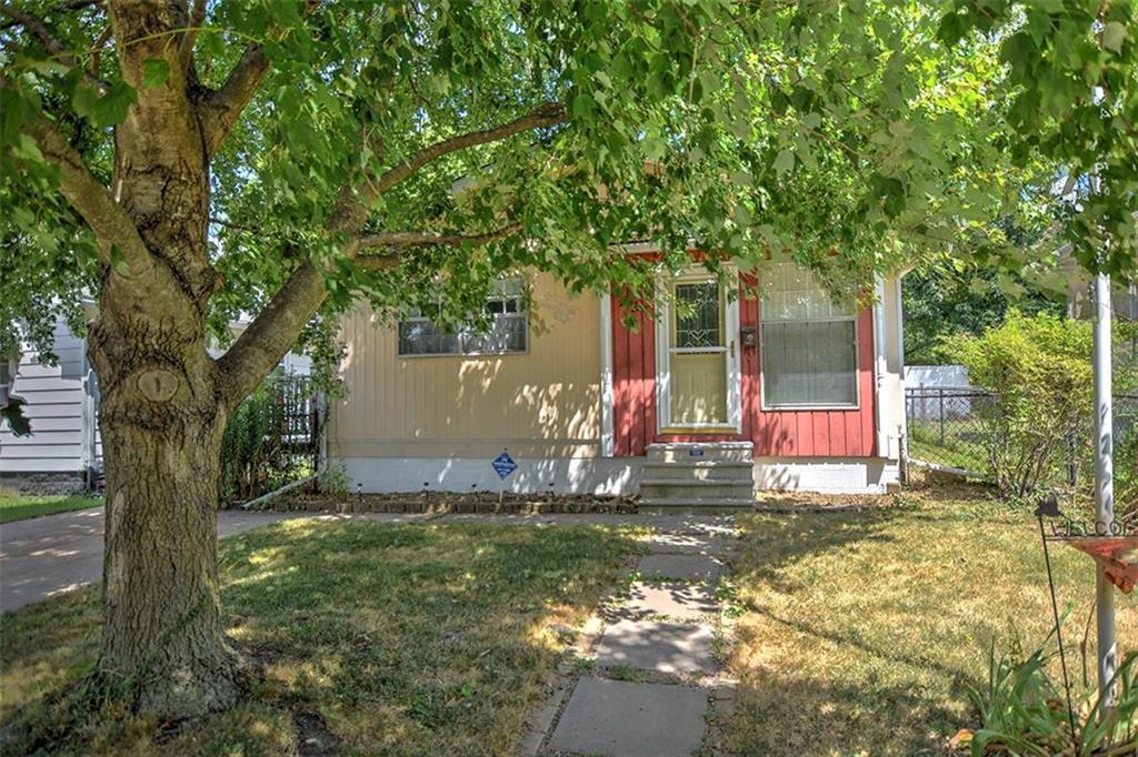 1260 Riverside Avenue - Photo 1