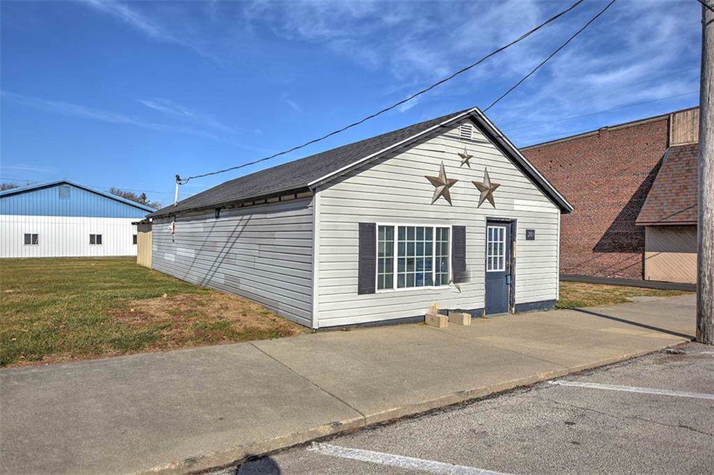 201-209 Main Street - Photo 1
