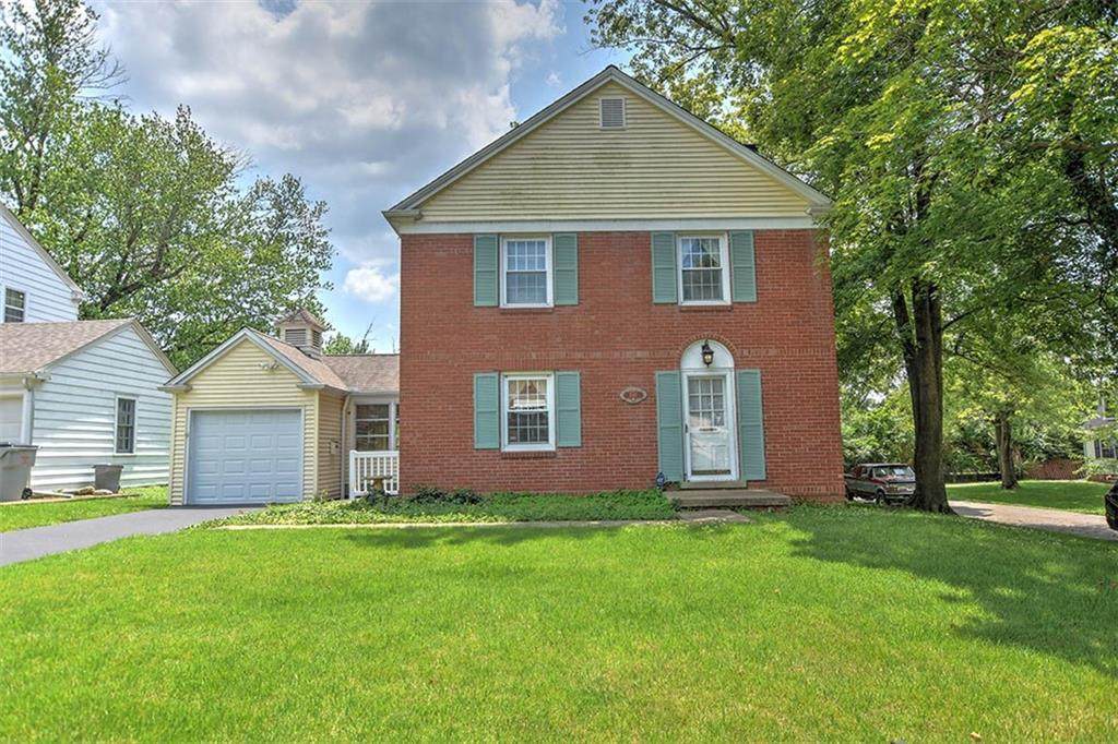 1595 Sunset Avenue - Photo 1