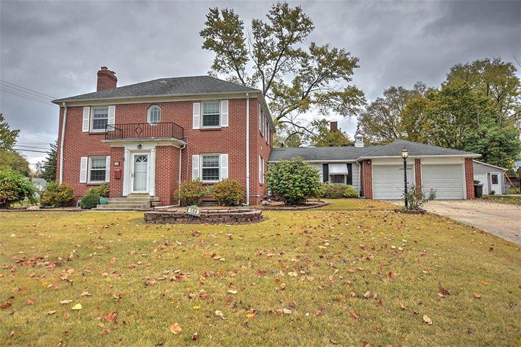 104 Glencoe Avenue - Photo 1